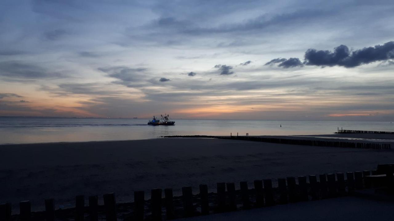 Chalets Op Minicamping Dorpszicht Gapinge Bagian luar foto