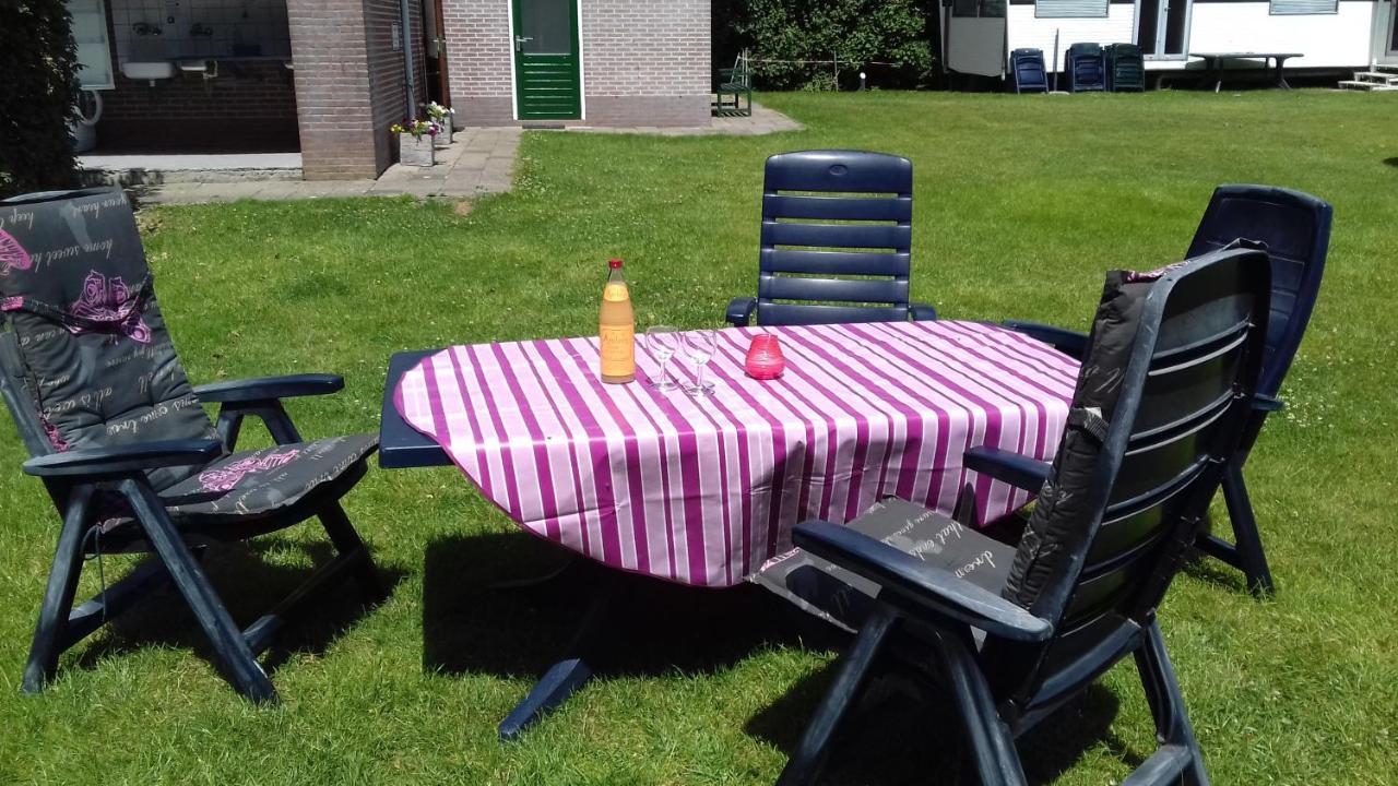 Chalets Op Minicamping Dorpszicht Gapinge Bagian luar foto