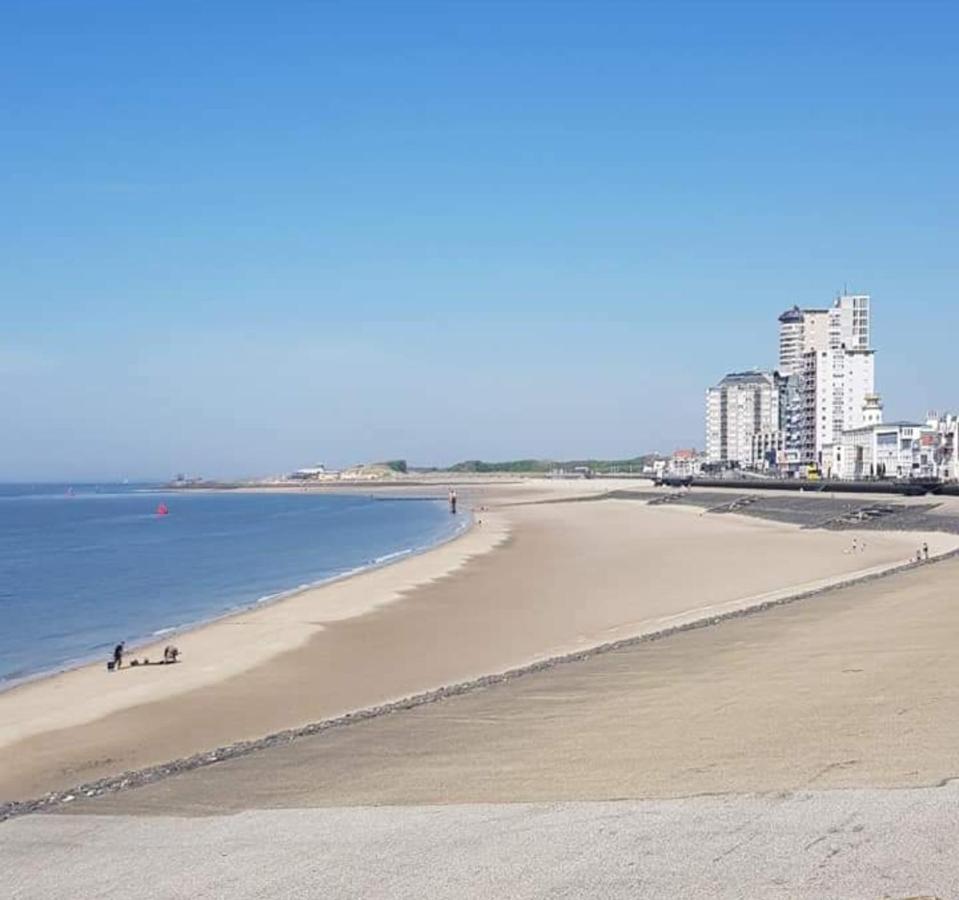 Chalets Op Minicamping Dorpszicht Gapinge Bagian luar foto